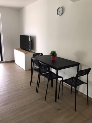 Apartments Haramincic M&B Stara Novalja Esterno foto